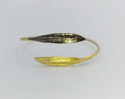 Minimalist Botanical jewellery.Olive leaves cuff Bracelet, 14k Gold plated and Black plated on recycled sterling silver 925.