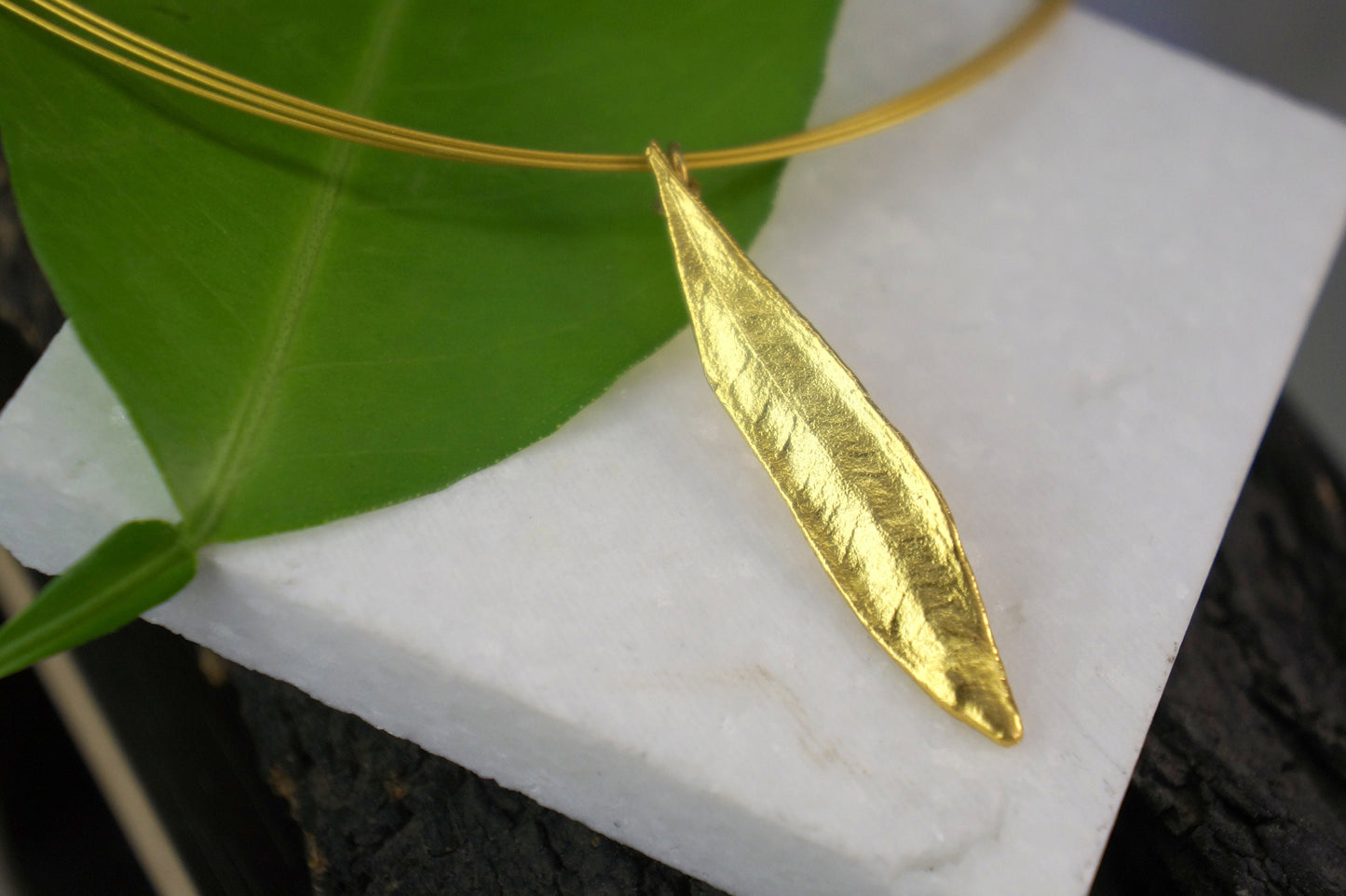 Gold Olive Leaf chain Necklace for Women. 14K Gold plated on Sterling silver