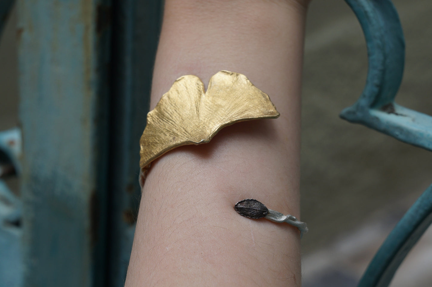 Real Ginkgo Biloba leaf Statement cuff Bracelet with branch on sterling silver 925.Ginkgo is a symbol of hope,peace,endurance and vitality