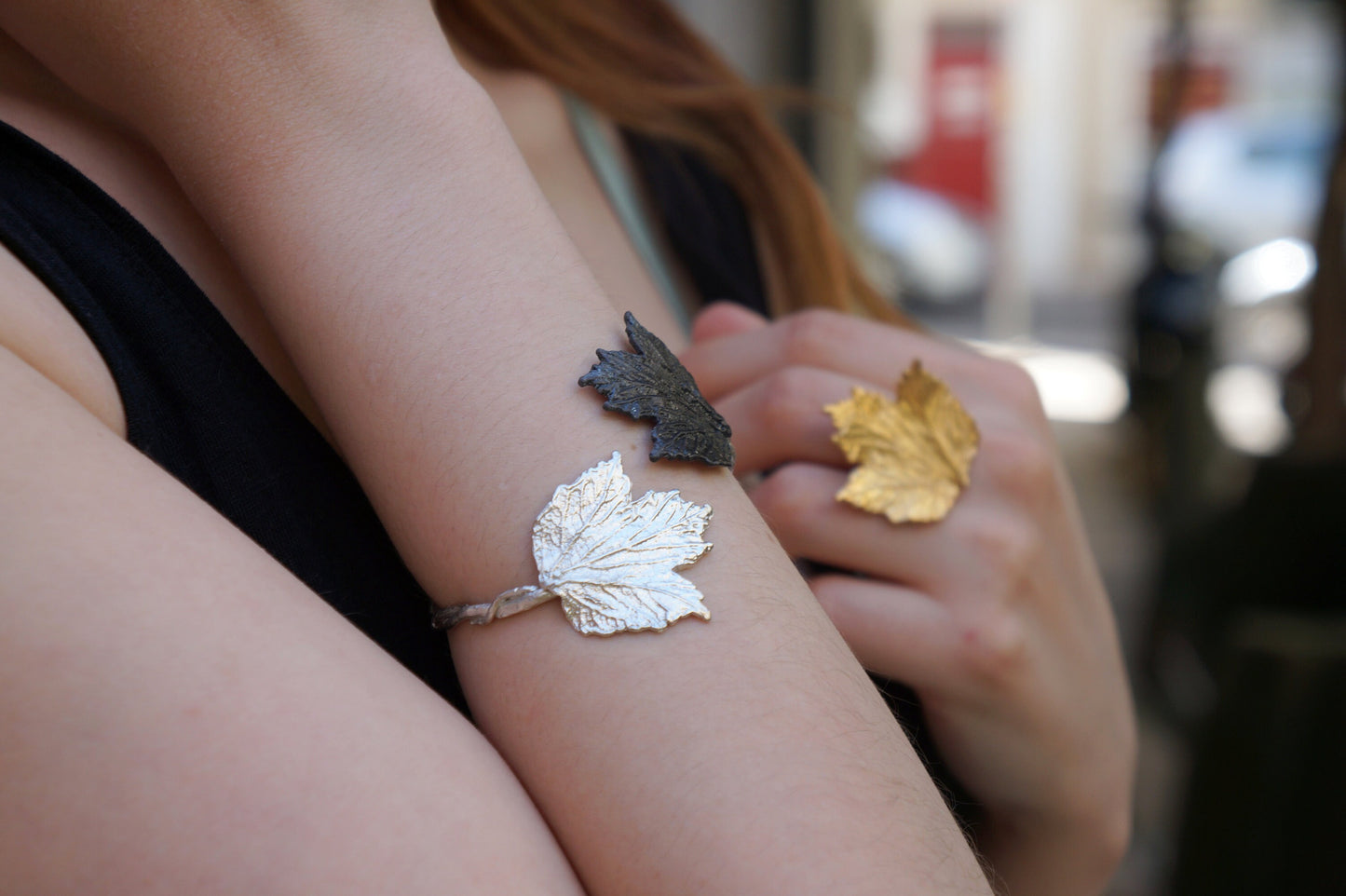 Adjustable Leaf cuff Bracelet made of sterling recycled silver 925. Boule de Neige symbolize memory, prosperity and beauty