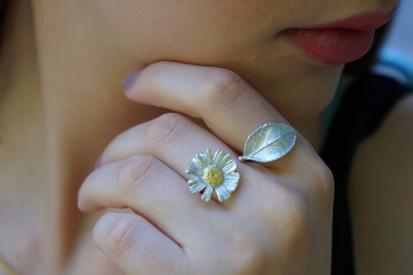 Daisy flower Adjustable ring Twig with branch and Rose tree leaf in Sterling Silver and Gold. By Mother Nature