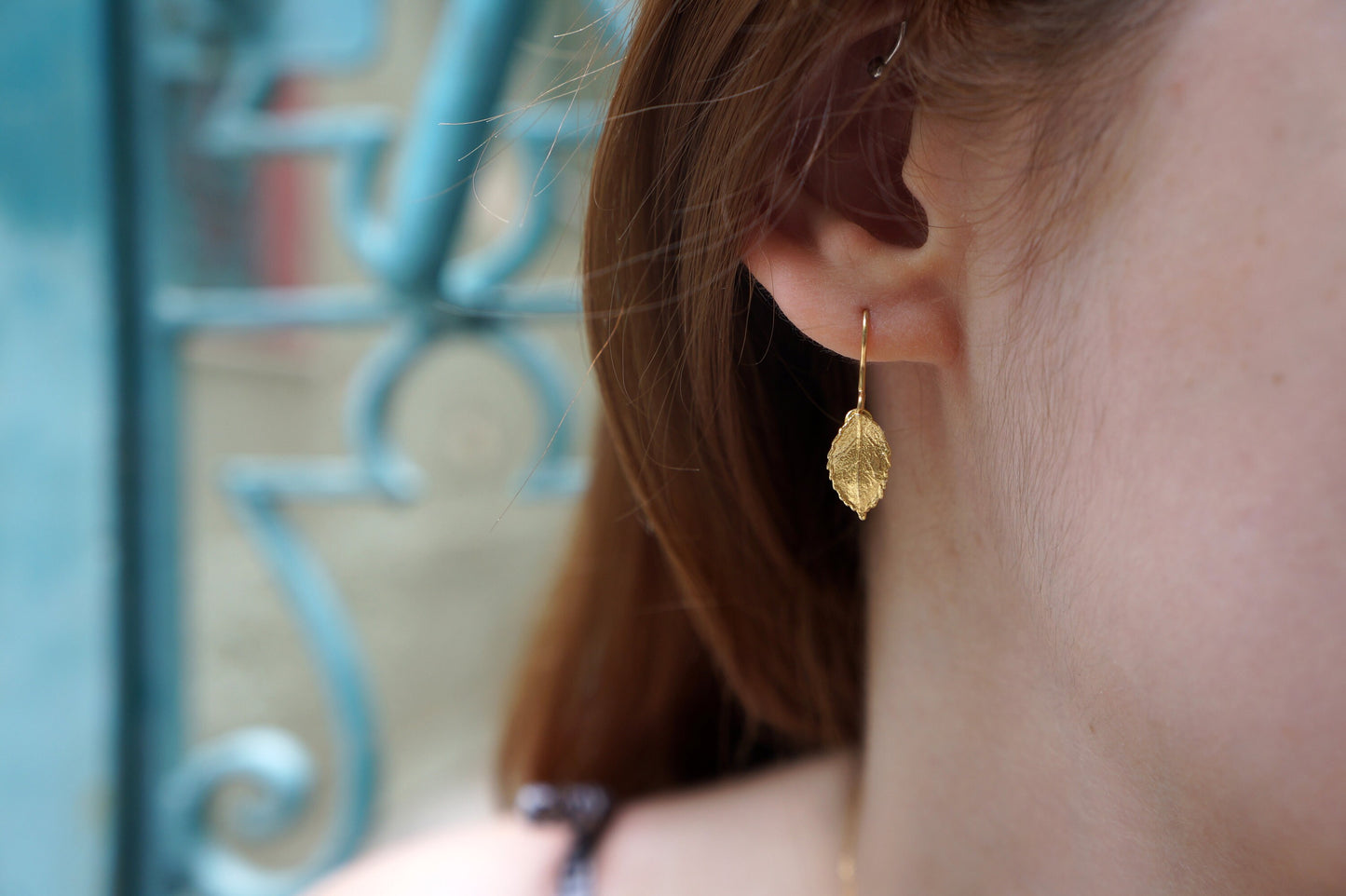 9k-14k-18k Small Solid gold Rose plant Leaf earrings. Botanical tiny Leaf earrings By Mother Nature jewelry.(Rose,White or Yellow gold)