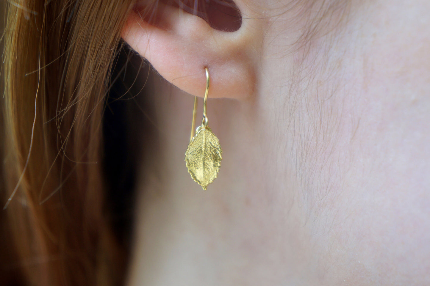 9k-14k-18k Small Solid gold Rose plant Leaf earrings. Botanical tiny Leaf earrings By Mother Nature jewelry.(Rose,White or Yellow gold)