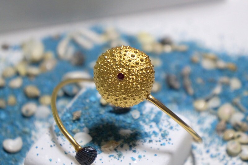 Sea Urchin and Shell Cuff Bracelet, Summer Gift  for Her, 14K Gold plated Sterling Silver Bangle with Zircon Stone, Bridesmaid Jewelry