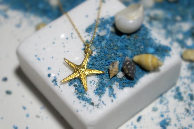 Starfish Gold Necklace Jewelry, Beach, Summer Jewelry,symbolizes the 5 elements. Earth, Air, Water, Fire, Spirit.