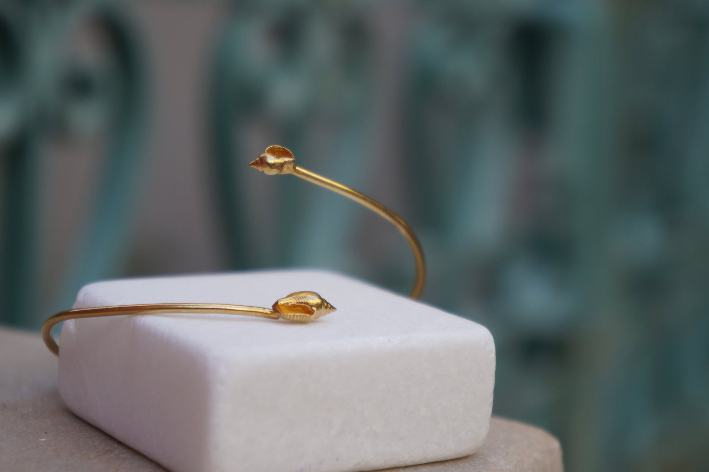 Arm cuff . Dainty Sea Shell Bangle, 14K Gold plated on sterling Silver Bracelet for Women.