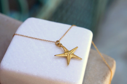 Solid Gold Summer Pendant Real Starfish necklace with chain. Gold 9K,14K or 18K, Delicate Necklace for Women, Perfect Summer Gift for Her