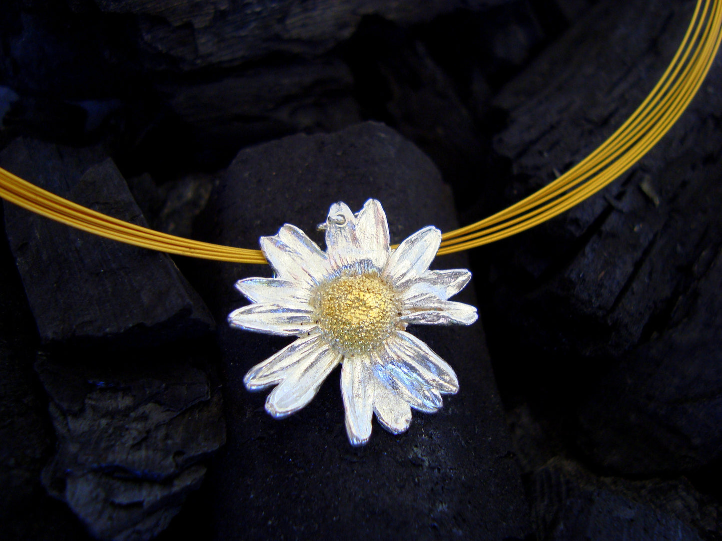 Flower necklace for women. Sterling silver Daisy pendant necklace. Multi Strand Cable botanic Necklace